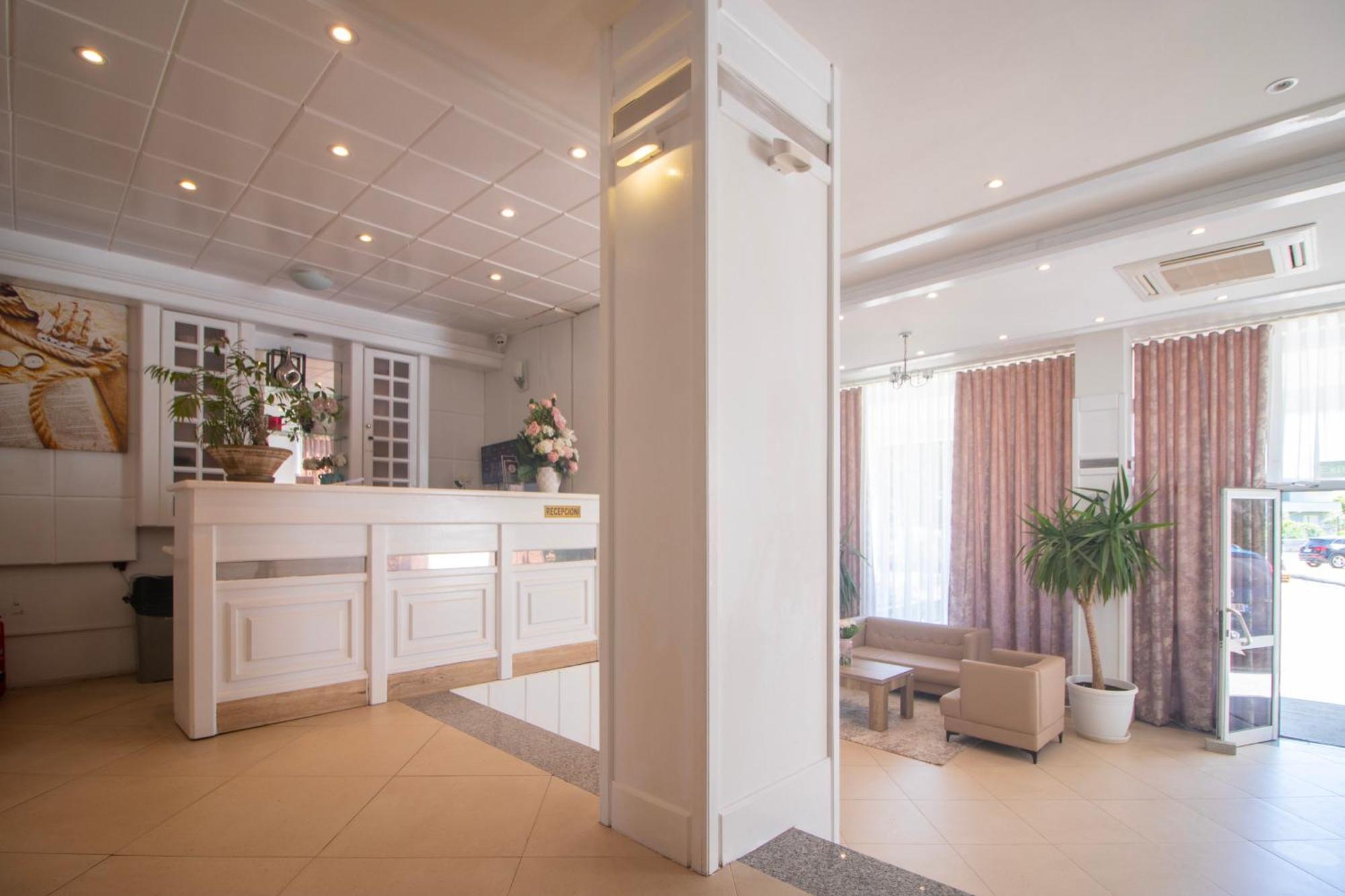 Hotel Princ Golem (Tirana) Exterior foto