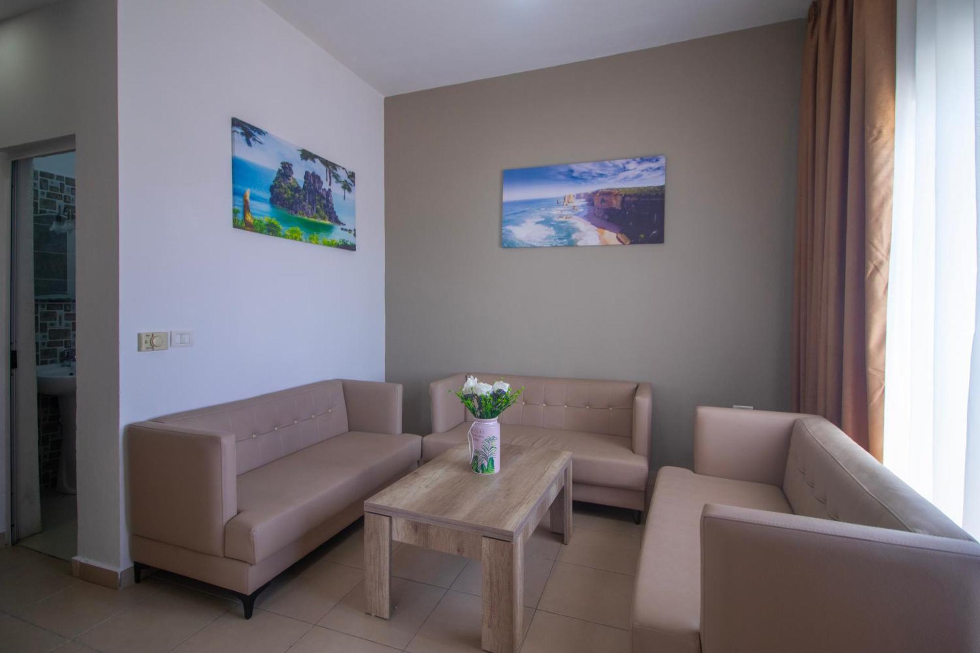 Hotel Princ Golem (Tirana) Exterior foto