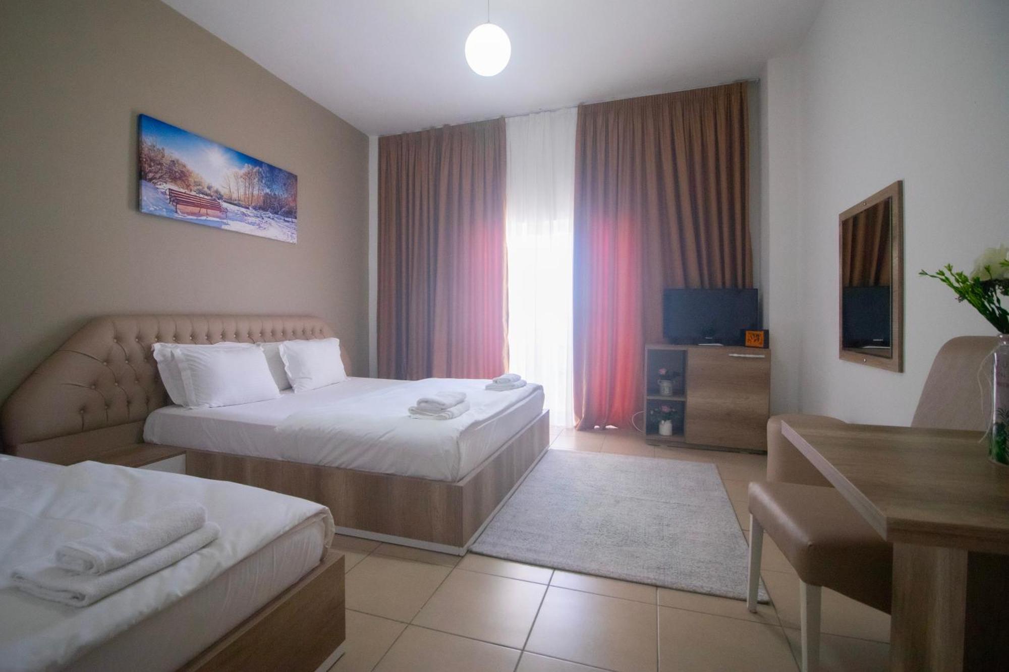 Hotel Princ Golem (Tirana) Exterior foto
