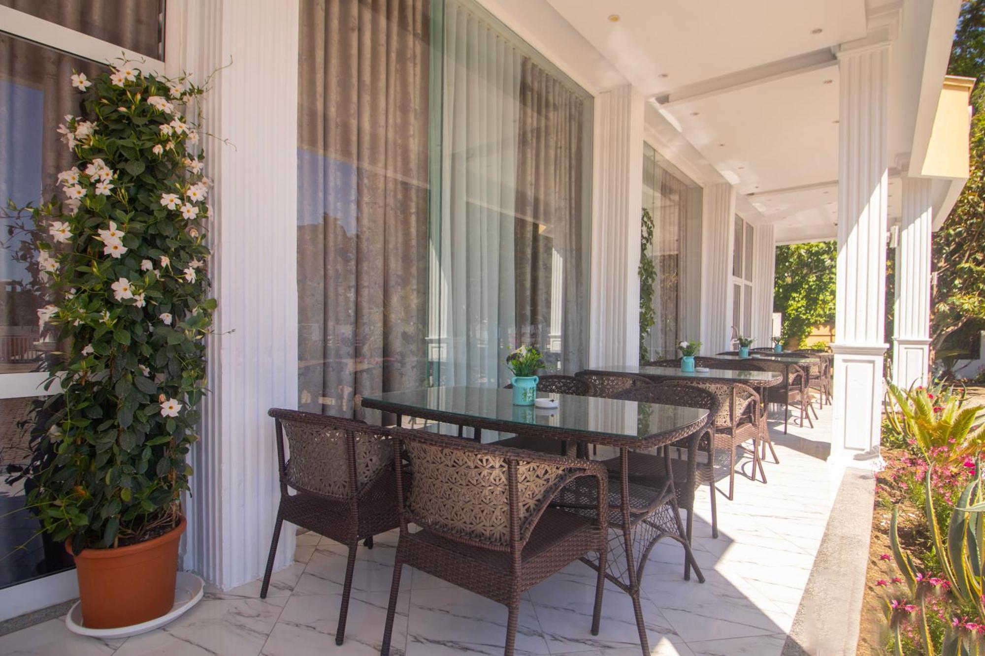 Hotel Princ Golem (Tirana) Exterior foto